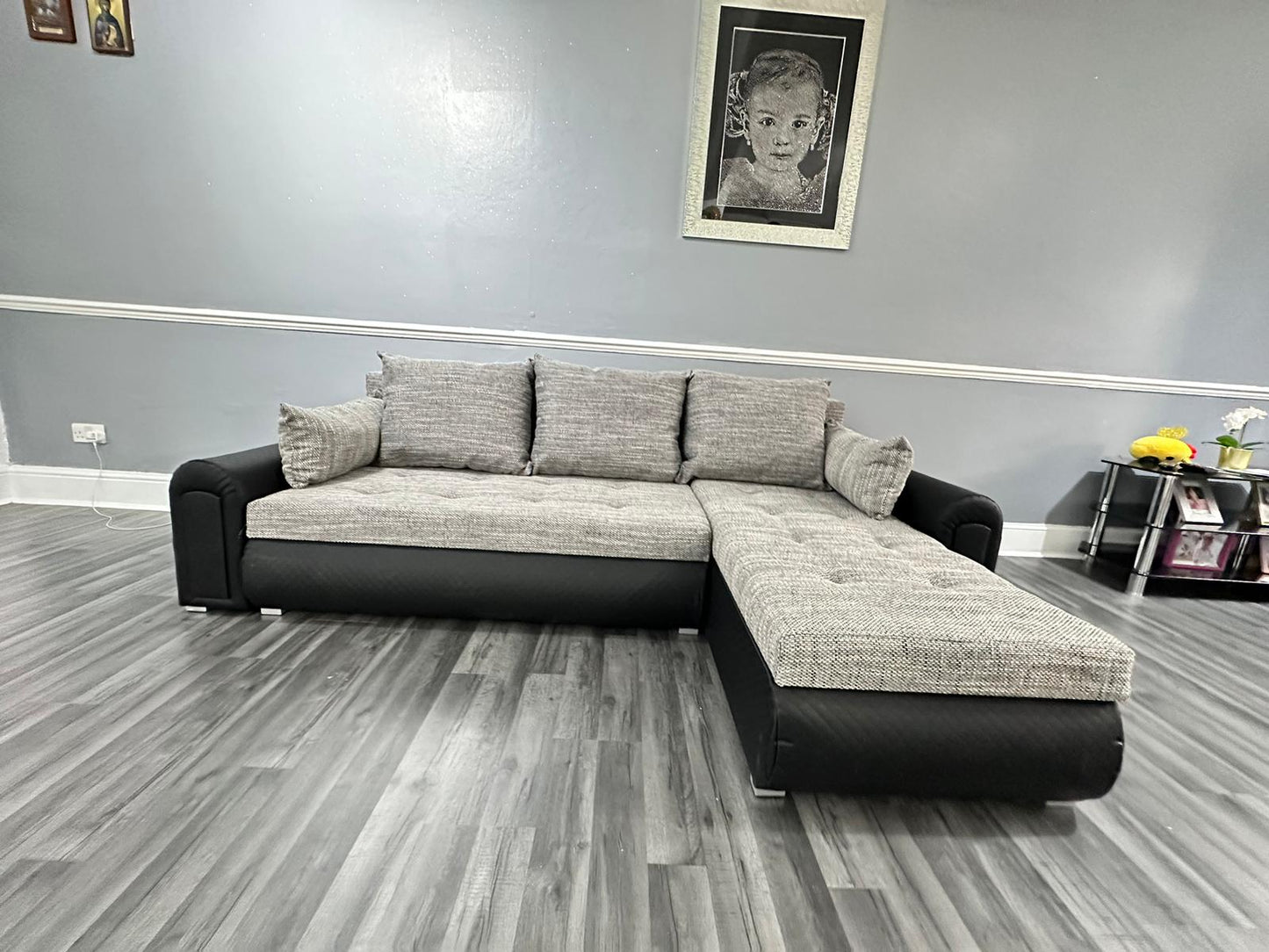 Berlin Universal Corner Sofa Bed with Storage – Grey Black – Left or Right Facing – Modern Convertible Sofa Bed UK